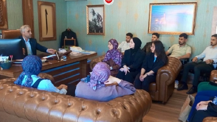 Üniversite öğrencilerinden Güneysu Müftülüğüne Teşekkür Ziyareti